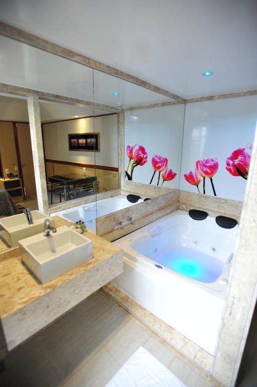 Hotel Premium Plaza มูเรียเอ ภายนอก รูปภาพ